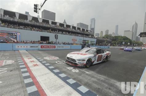LIVE BLOG: Day 2 of NASCAR in Chicago: Loop 121 race canceled